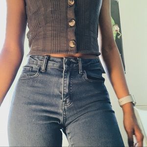 dark-blue skinny jeans